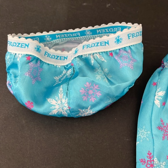 BUILD A BEAR FROZEN OUTFIT - Picture 7 of 12